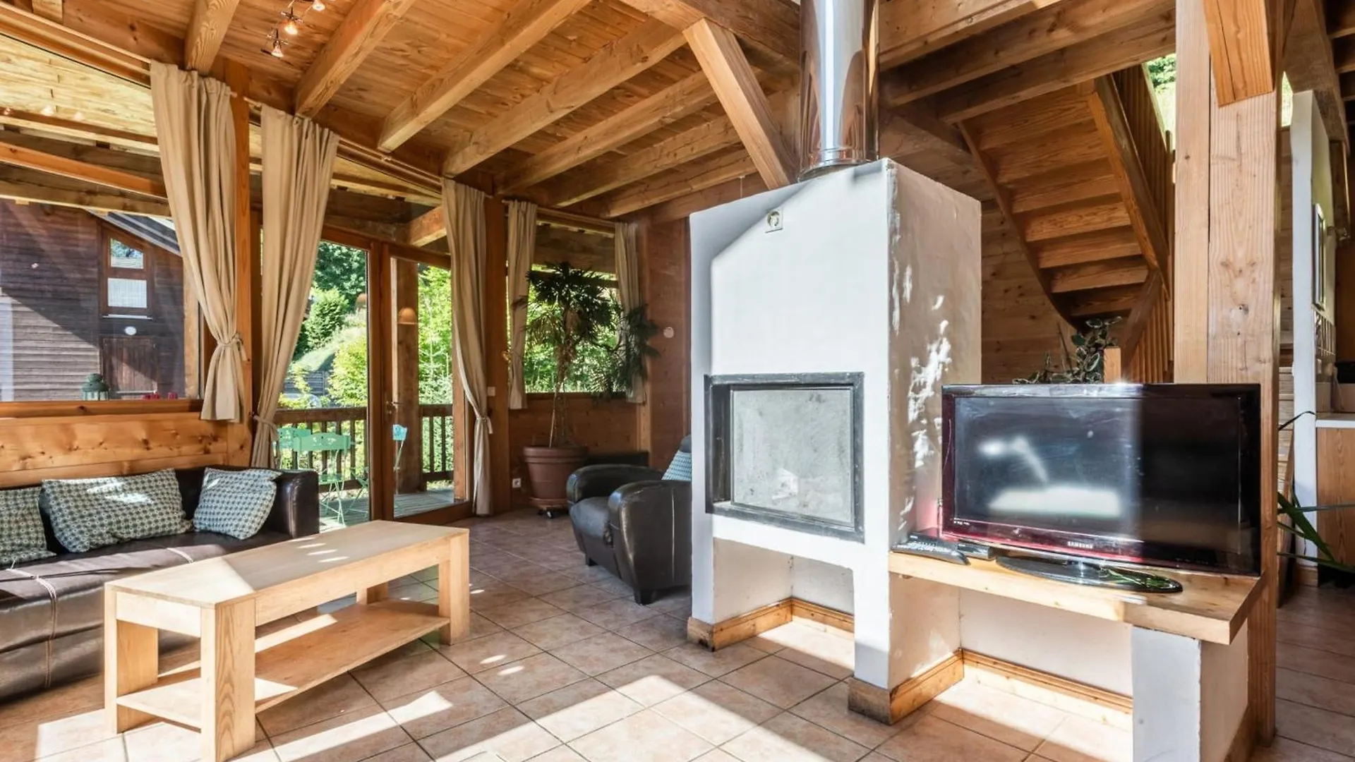 Superbe Chalet 4 Chambres, Jacuzzi, Proche Telecabines Et Centre Des Gets - Fr-1-671-96 莱热