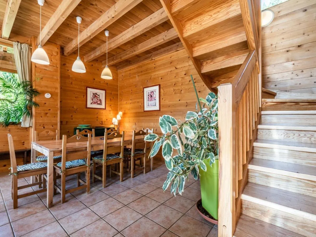 Superbe Chalet 4 Chambres, Jacuzzi, Proche Telecabines Et Centre Des Gets - Fr-1-671-96 Les Gets 0*,