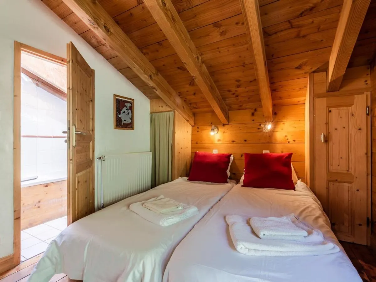 Superbe Chalet 4 Chambres, Jacuzzi, Proche Telecabines Et Centre Des Gets - Fr-1-671-96 Les Gets