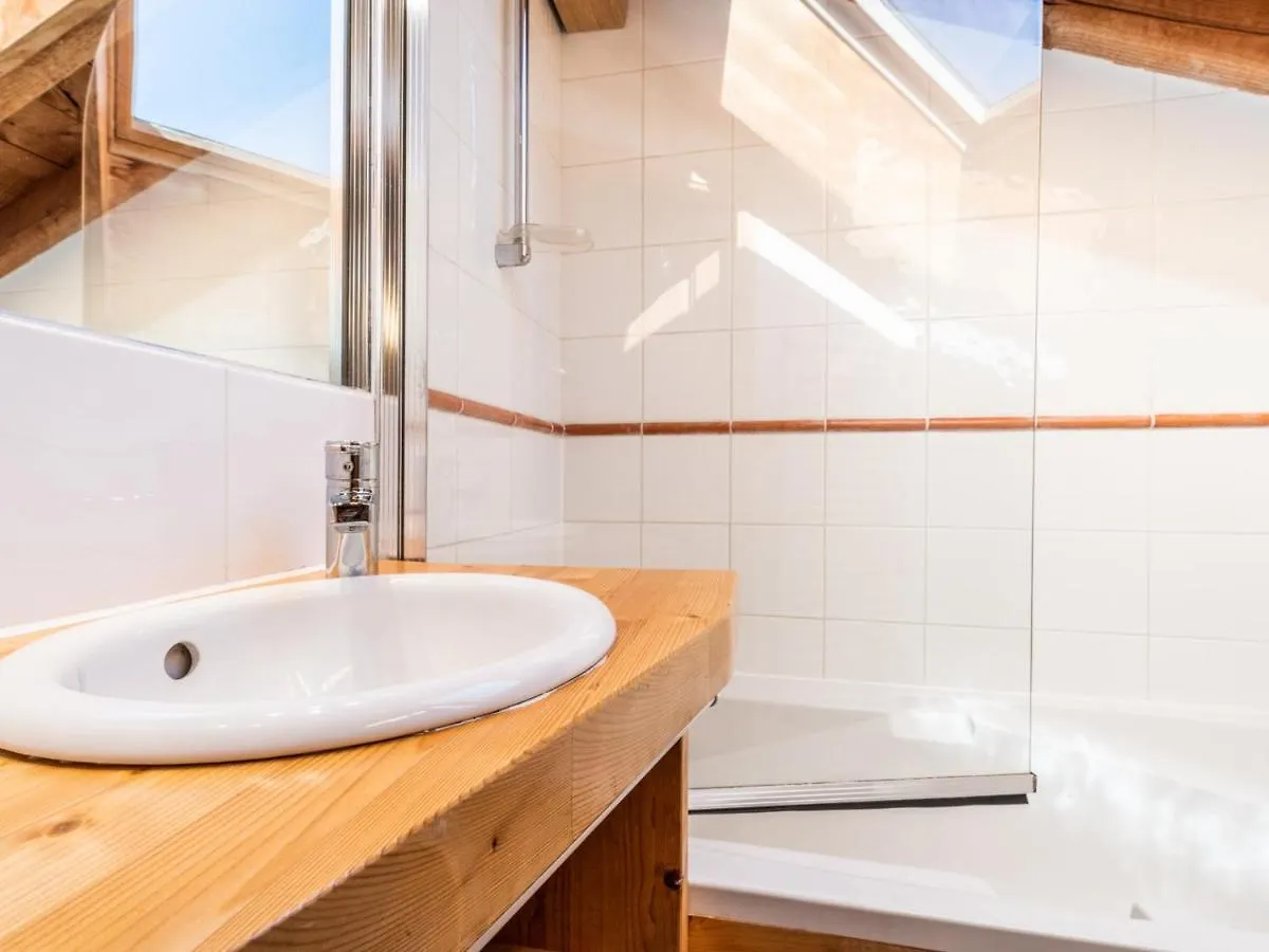 Superbe Chalet 4 Chambres, Jacuzzi, Proche Telecabines Et Centre Des Gets - Fr-1-671-96 Les Gets France